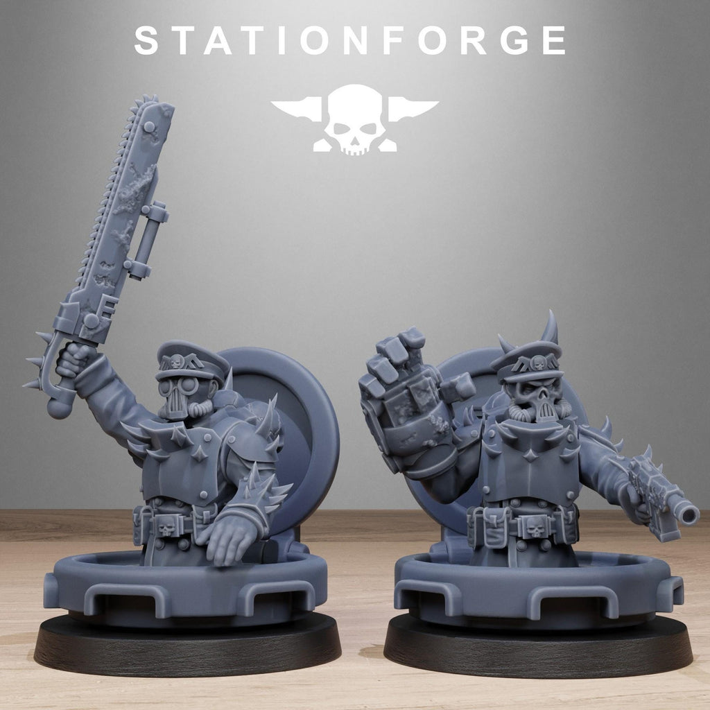 Tank Commanders - figures only, no hatches