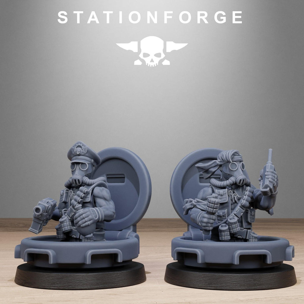 Tank Commanders - figures only, no hatches