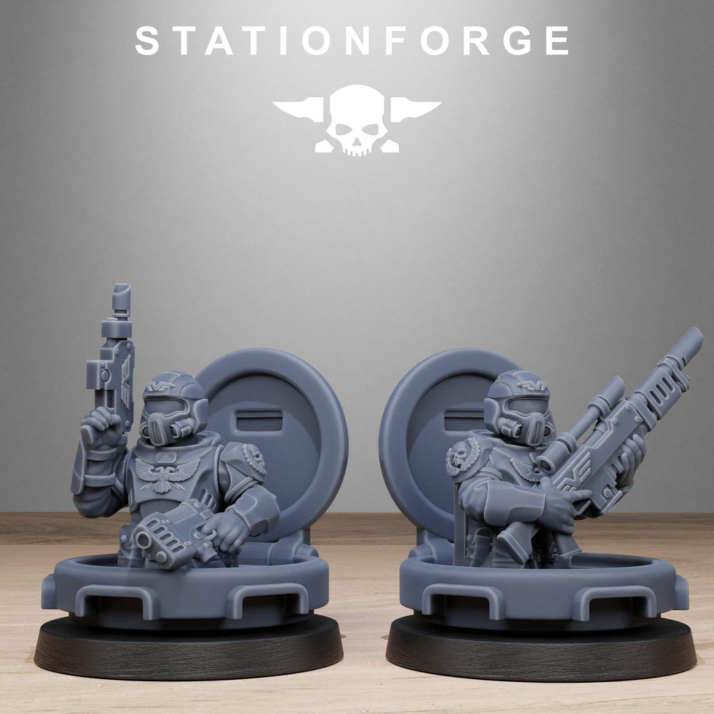 Tank Commanders - figures only, no hatches